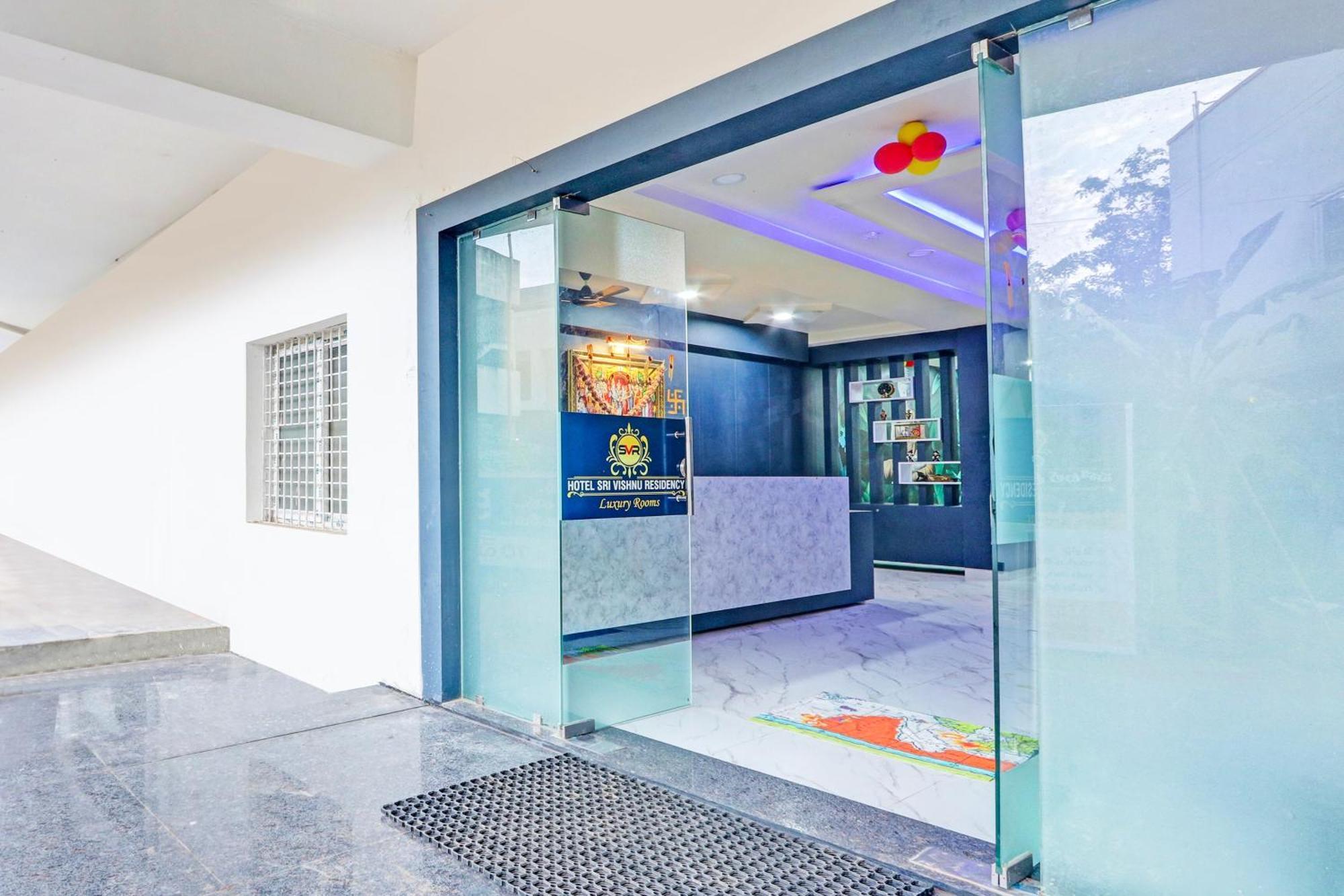 Super Hotel O Sri Vishnu Residency Kottapalli エクステリア 写真