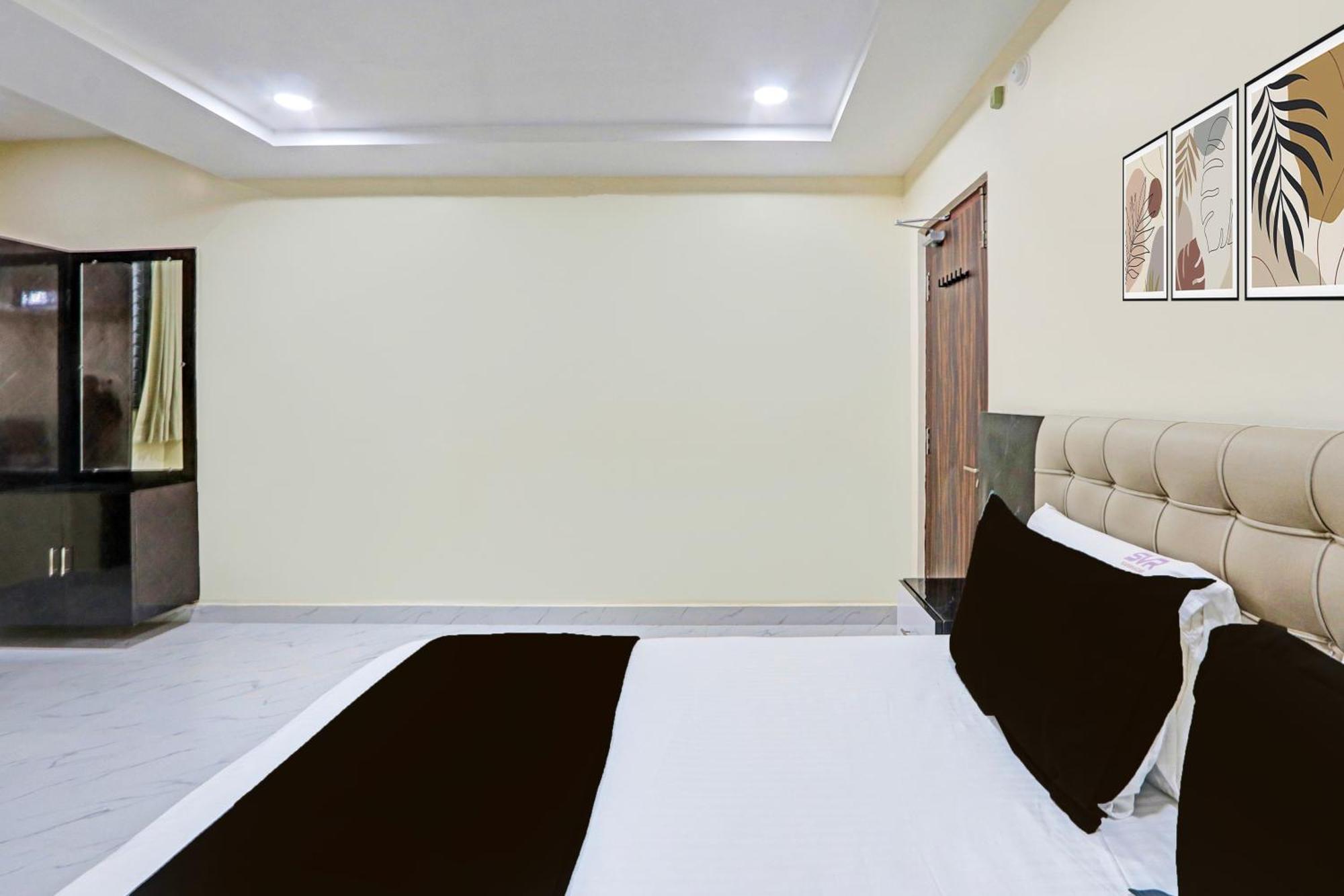 Super Hotel O Sri Vishnu Residency Kottapalli エクステリア 写真